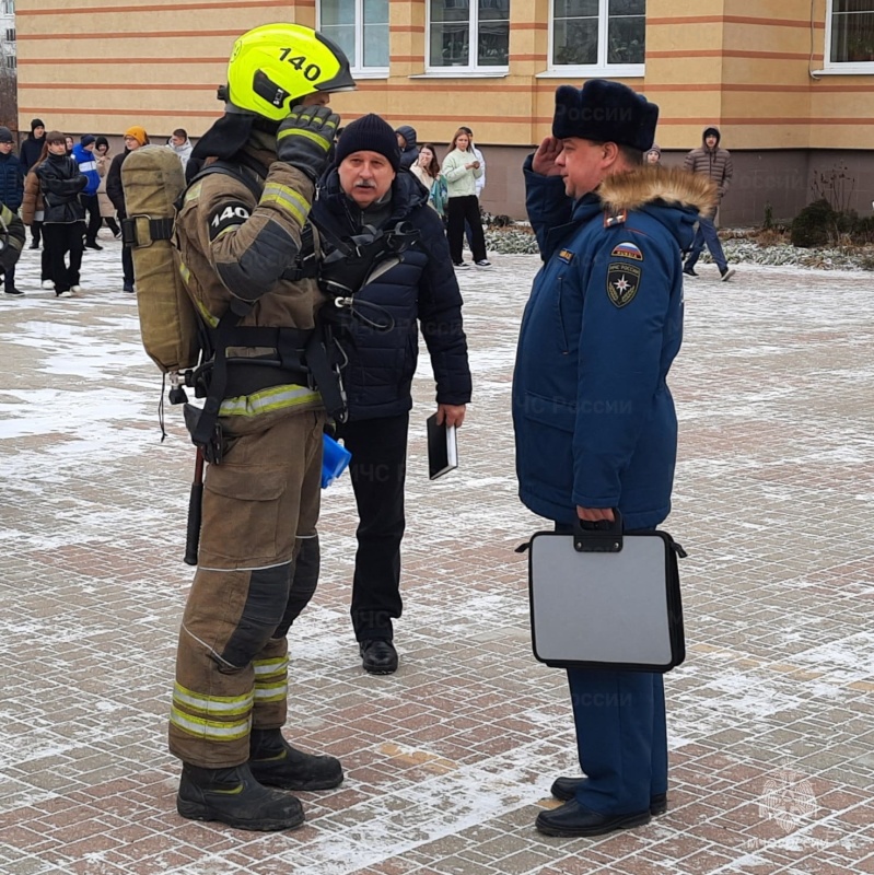 Пожарно – тактическое учение прошло в Школе №8 в Кинешме