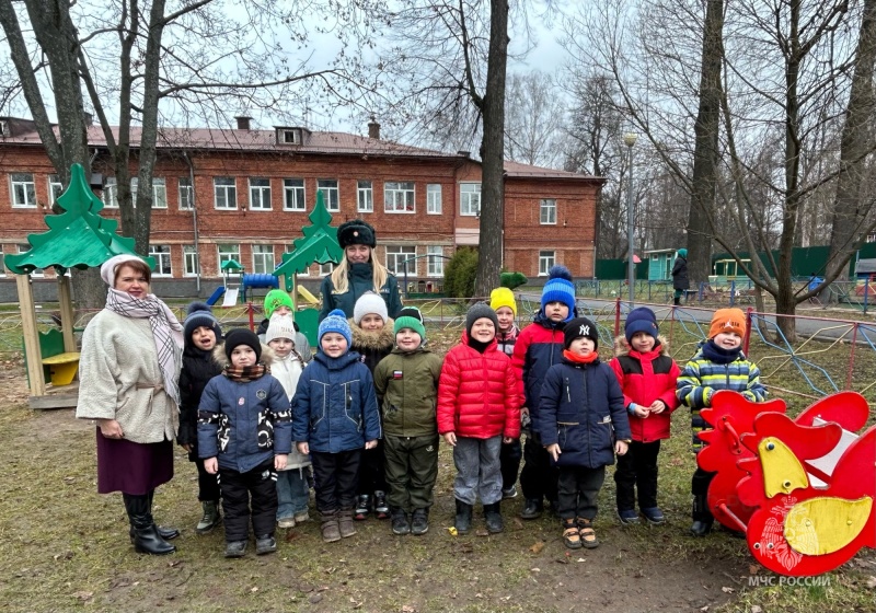 Безопасность превыше всего: МЧС проводит профилактические визиты в образовательных учреждениях